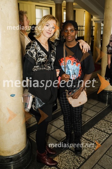  Barbara Cerar, igralka;  Sherita Cerar HledePaloma, premiera predstave v SMG Ljubljana