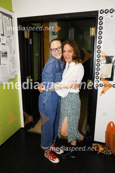  ... ;  Tamara Avguštin, igralkaPaloma, premiera predstave v SMG Ljubljana