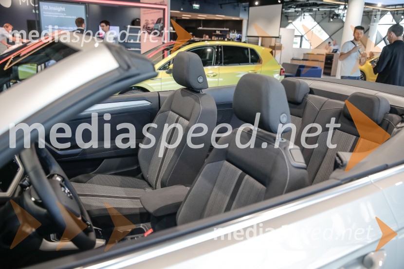 Otvoritev prvega centra mobilnosti Volkswagen in predstavitev novega VW T-Roc Cabrioleta