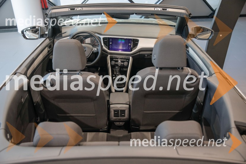 Otvoritev prvega centra mobilnosti Volkswagen in predstavitev novega VW T-Roc Cabrioleta