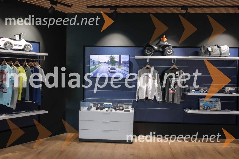 Otvoritev prvega centra mobilnosti Volkswagen in predstavitev novega VW T-Roc Cabrioleta