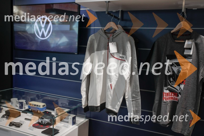 Otvoritev prvega centra mobilnosti Volkswagen in predstavitev novega VW T-Roc Cabrioleta