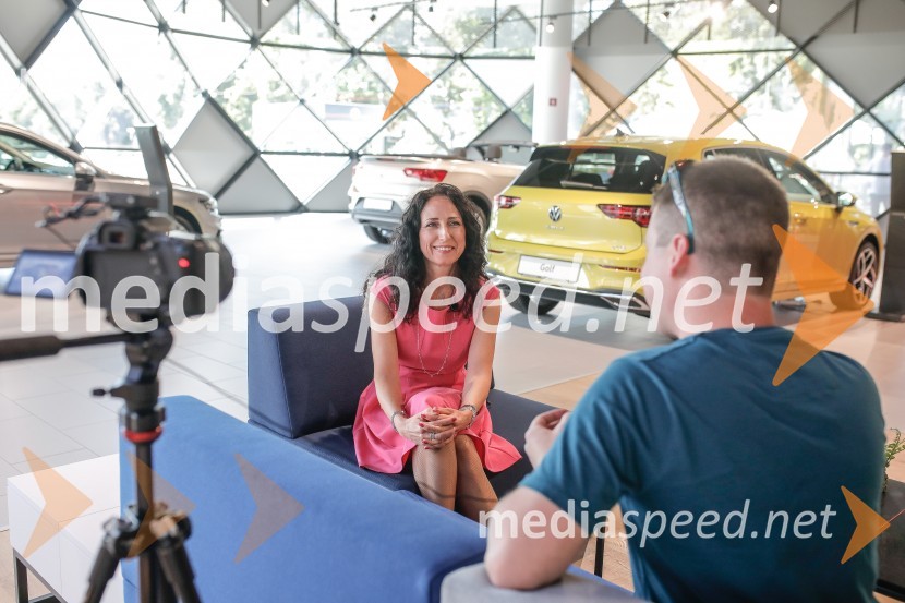 Otvoritev prvega centra mobilnosti Volkswagen in predstavitev novega VW T-Roc Cabrioleta