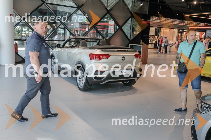 Otvoritev prvega centra mobilnosti Volkswagen in predstavitev novega VW T-Roc Cabrioleta