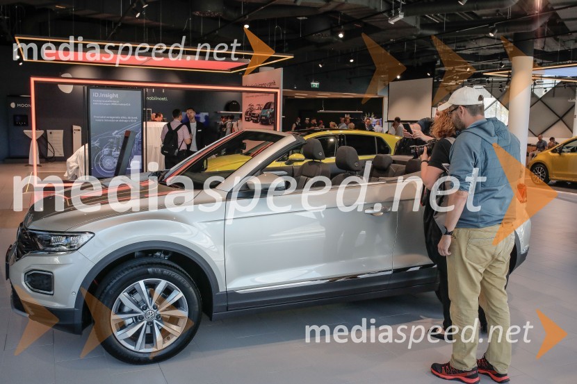 Otvoritev prvega centra mobilnosti Volkswagen in predstavitev novega VW T-Roc Cabrioleta