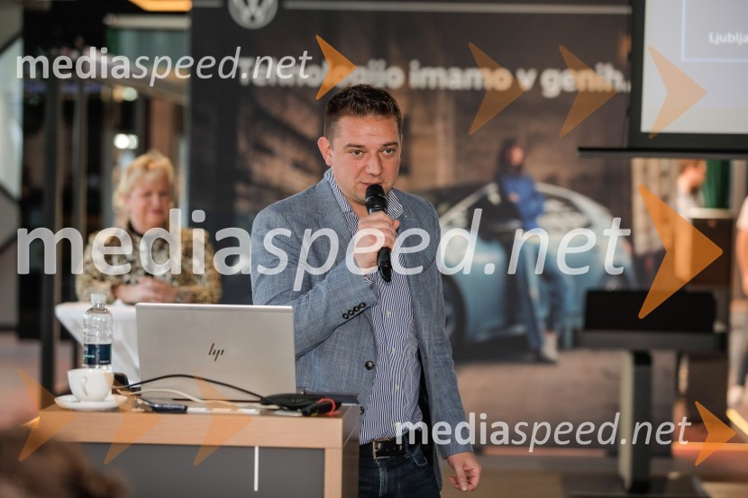 Otvoritev prvega centra mobilnosti Volkswagen in predstavitev novega VW T-Roc Cabrioleta