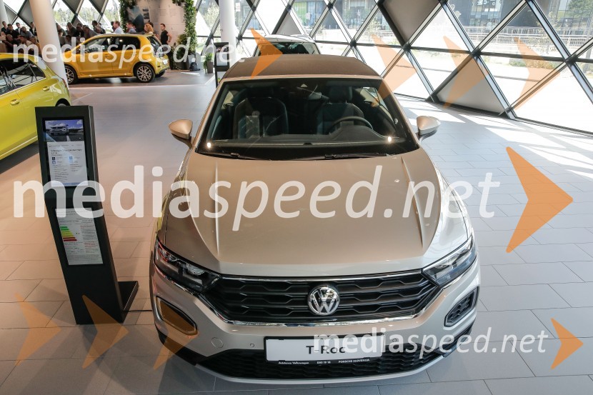 Otvoritev prvega centra mobilnosti Volkswagen in predstavitev novega VW T-Roc Cabrioleta
