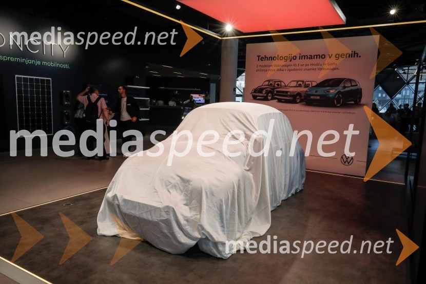Otvoritev prvega centra mobilnosti Volkswagen in predstavitev novega VW T-Roc Cabrioleta