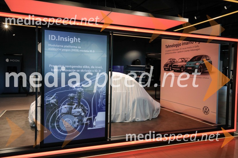 Otvoritev prvega centra mobilnosti Volkswagen in predstavitev novega VW T-Roc Cabrioleta