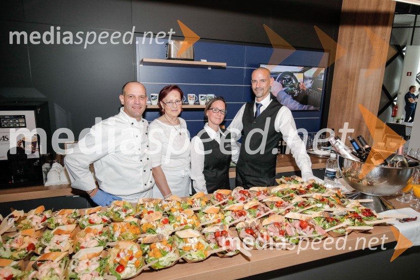 Otvoritev prvega centra mobilnosti Volkswagen in predstavitev novega VW T-Roc Cabrioleta