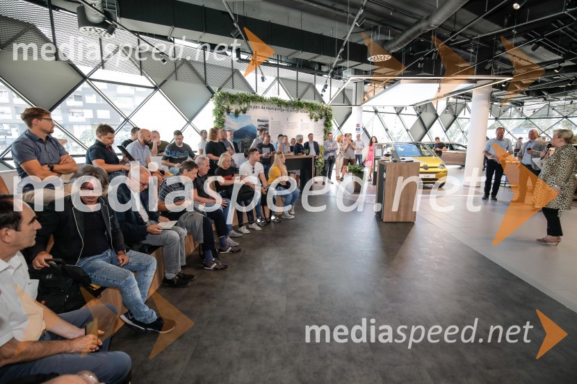 Otvoritev prvega centra mobilnosti Volkswagen in predstavitev novega VW T-Roc Cabrioleta
