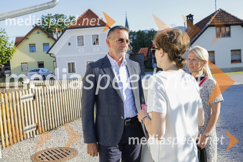  Jože Vidrih, Lions klub Ljubljana Iliria;  ... ;  ... Lions klub Ljubljana Iliria praznuje 20. obletnico delovanja