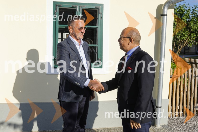  Jože Vidrih, Lions klub Ljubljana Iliria;  Mykhailo F. Brodovych, ukrajinski veleposlanikLions klub Ljubljana Iliria praznuje 20. obletnico delovanja