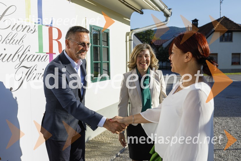  Jože Vidrih, Lions klub Ljubljana Iliria;  Nadja Pahor;  Anja Lamut, odvetniška pisarna LamutLions klub Ljubljana Iliria praznuje 20. obletnico delovanja