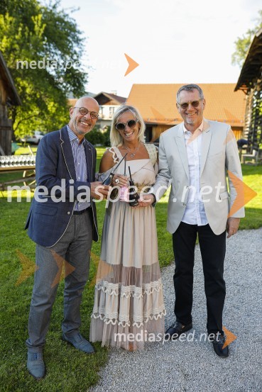  Aron Marko;  Mojca  Javh, članica, Lions klub Ljubljana Iliria;  Samo Ivančič, Lions Klub LjubljanaLions klub Ljubljana Iliria praznuje 20. obletnico delovanja