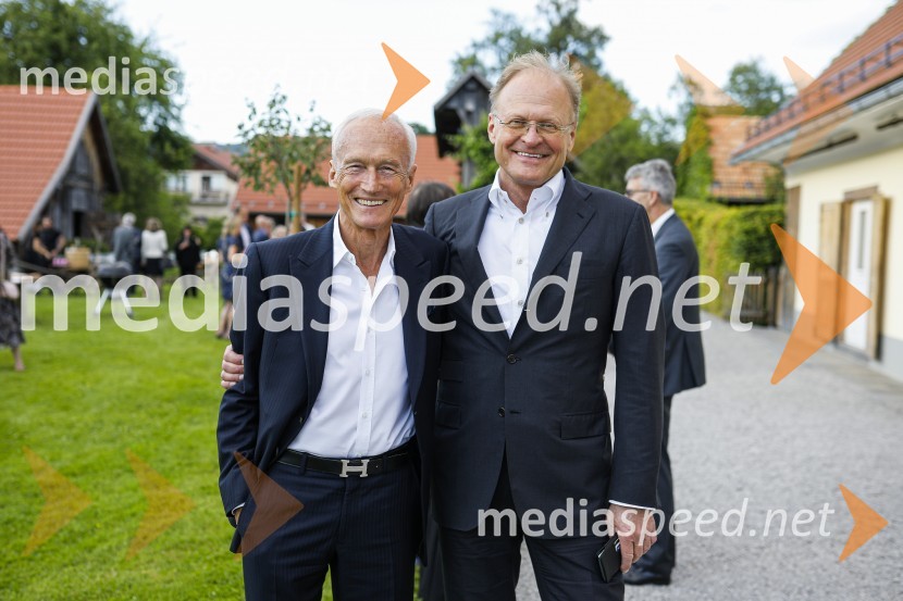  Janez  Pergar, prokurist NP Consulting;  Janez  Škrabec, direktor Riko d.o.o., predsednik Slovensko-ruskega poslovnega sveta, častni konzul BelorusijeLions klub Ljubljana Iliria praznuje 20. obletnico delovanja