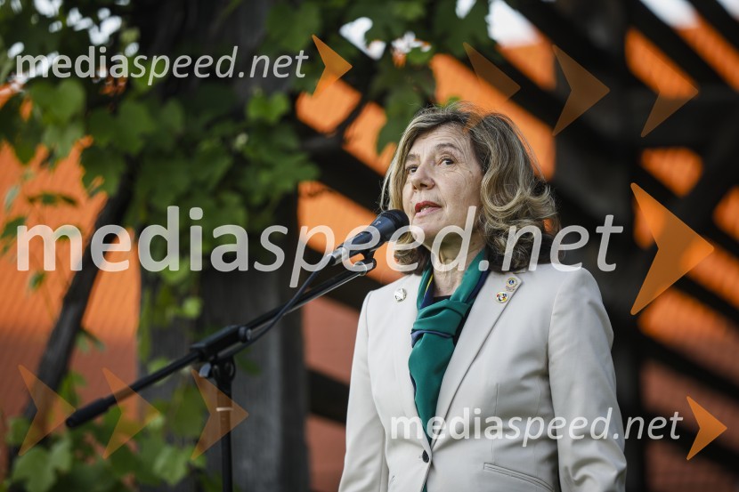  Nadja PahorLions klub Ljubljana Iliria praznuje 20. obletnico delovanja