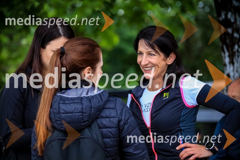  Betka Šuhel Mikolič, mentorica nastopanja v javnosti, radijska in televizijska voditeljica, podjetje BPROd vzhoda do vzhoda, Pohod na Šmarno goro 2020