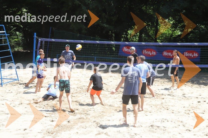 Otvoritev Mariborskega otoka in praznovanje 90 let