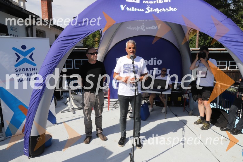  Stane Kocutar, mestni viničar, skrbnik Stare trte, novinar Radia Maribor, zgodovinar;  Aleksander Saša Arsenovič, župan, Mestna občina MariborOtvoritev Mariborskega otoka in praznovanje 90 let