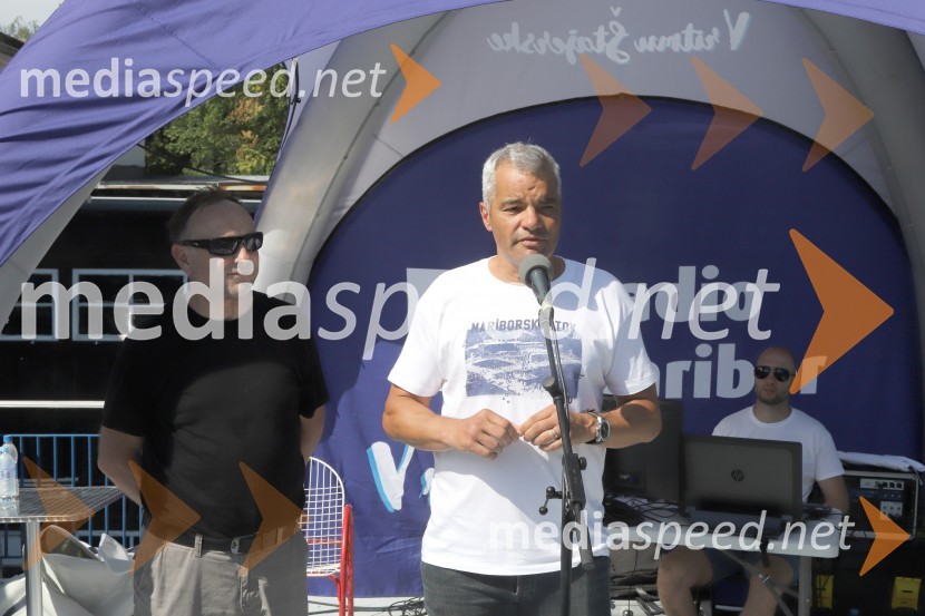  Stane Kocutar, mestni viničar, skrbnik Stare trte, novinar Radia Maribor, zgodovinar;  Aleksander Saša Arsenovič, župan, Mestna občina MariborOtvoritev Mariborskega otoka in praznovanje 90 let