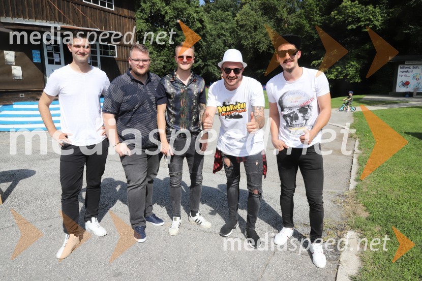 Poskočni muzikantiOtvoritev Mariborskega otoka in praznovanje 90 let