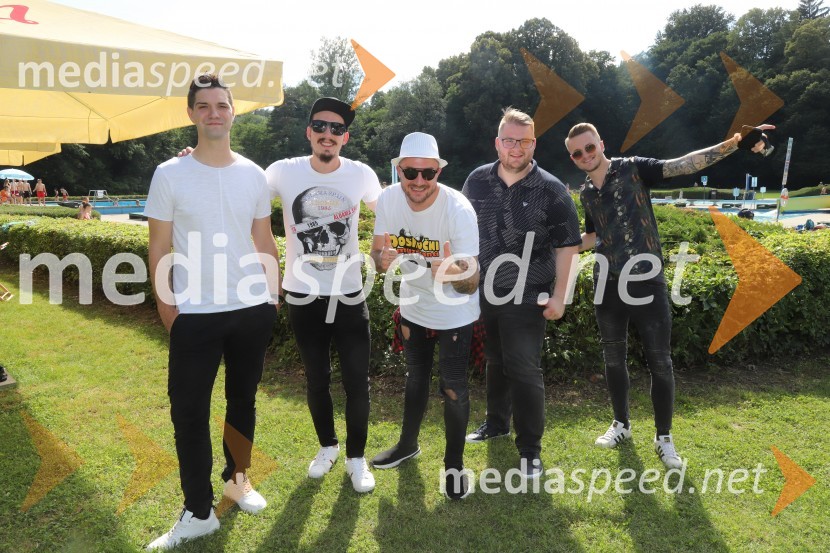 Poskočni muzikantiOtvoritev Mariborskega otoka in praznovanje 90 let