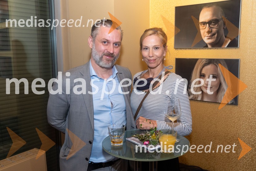 Koščki svetlobe, premiera predstave v MGL