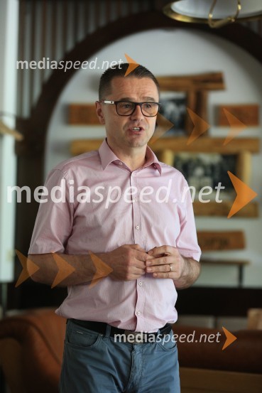 Škoda Octavia, 4. generacija, slovenska predstavitev