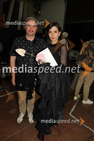 Prof. Dr. Andrej Predin, pisatelj in novinar;  Ana Pandur Predin, plesalka flamenkaLittle Creation, premiera baleta v SNG Maribor