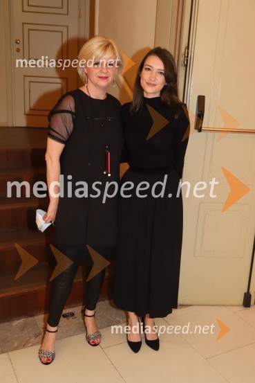  Darja Čižek, marketing SNG Maribor;  Anja Jurše, marketing SNG MariborLittle Creation, premiera baleta v SNG Maribor
