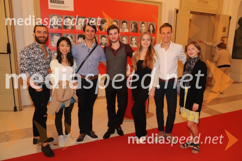  Ionut Dinita, baletni plesalec;  Satomi Netsu, baletna plesalka;  Alexandru Pilca, baletni plesalec;  Tomaž Viktor Abram Golub, baletni plesalec;  Mina Radaković, baletna plesalka;  Davide Buffone, baletni plesalec;  ... Little Creation, premiera baleta v SNG Maribor