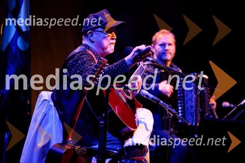  Tomaž Domicelj, glasbenik;  Jure Tori, glasbenikTomaž Domicelj, peta akustika na Ljubljana festivalu