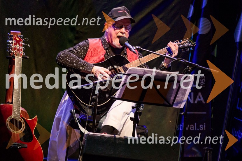  Tomaž Domicelj, glasbenikTomaž Domicelj, peta akustika na Ljubljana festivalu