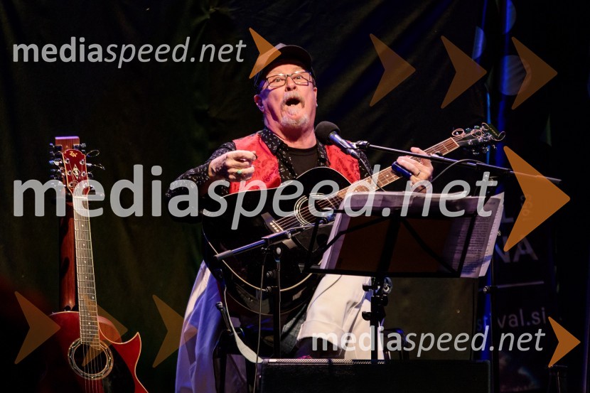  Tomaž Domicelj, glasbenikTomaž Domicelj, peta akustika na Ljubljana festivalu