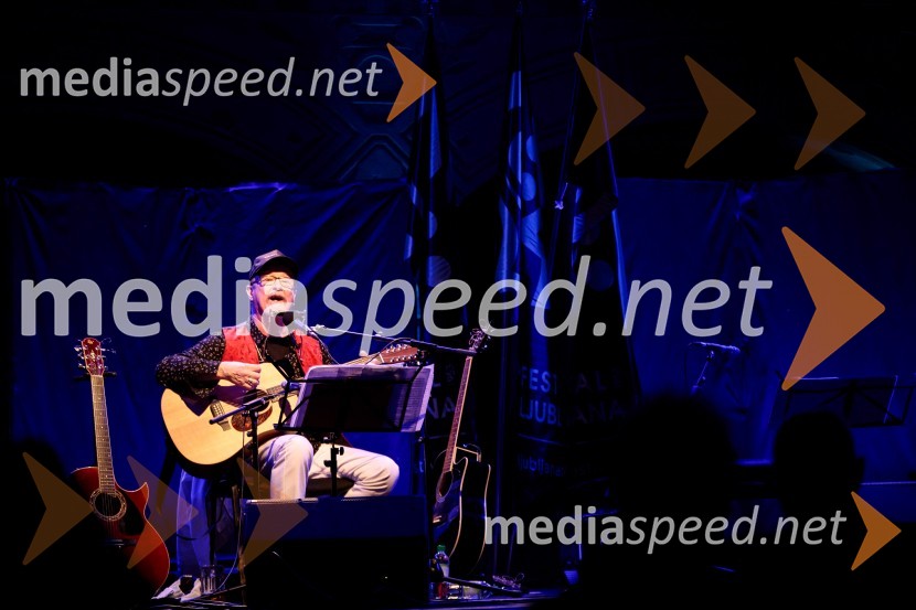  Tomaž Domicelj, glasbenikTomaž Domicelj, peta akustika na Ljubljana festivalu