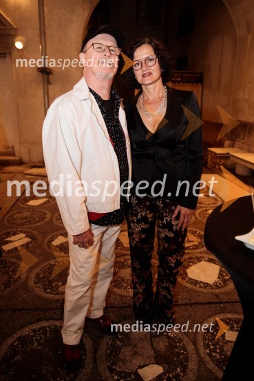  Tomaž Domicelj, glasbenik;   Irena Brunec - Tébi, kiparka in slikarkaTomaž Domicelj, peta akustika na Ljubljana festivalu