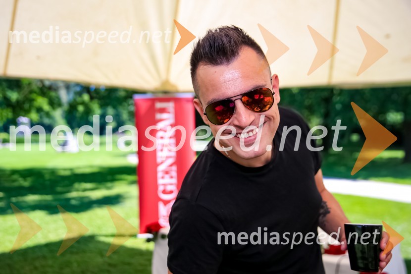  Omar Naber, glasbenikGeneralijevo drevo optimizma