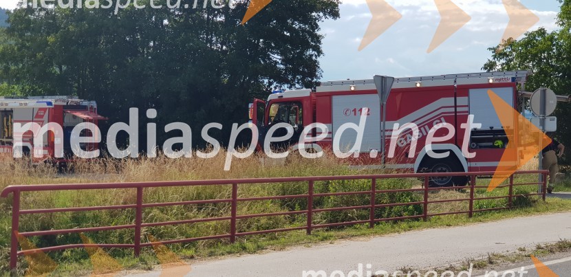 V Mariboru zagorelo osebno vozilo