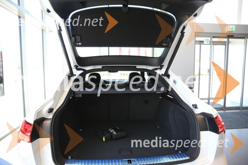 Prvič prikazan novi Audi E-tron