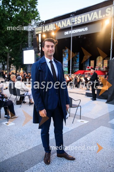  Miha Biruš, ElektronabavaNetopir, opereta v izvedbi SNG Maribor, 68. Ljubljana festival