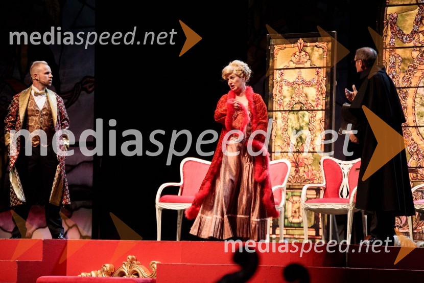  Martin Sušnik, operni solist;  Andreja Zakonjšek Krt, sopranistka;  ... Netopir, opereta v izvedbi SNG Maribor, 68. Ljubljana festival