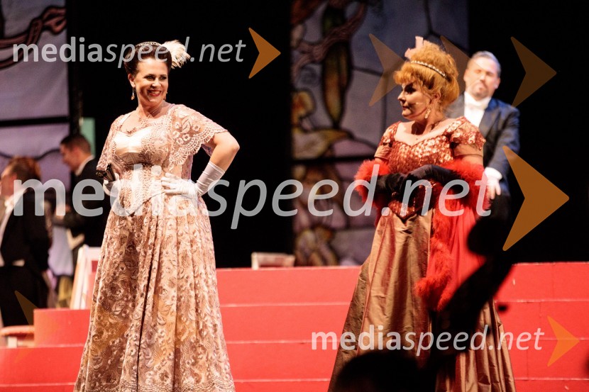  Mojca Potrč, pevka;  Petya Ivanova, operna solistkaNetopir, opereta v izvedbi SNG Maribor, 68. Ljubljana festival