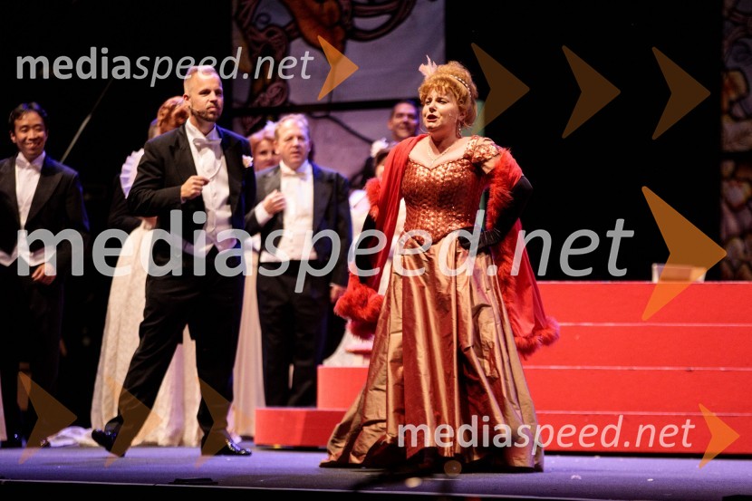  Martin Sušnik, operni solist;  Petya Ivanova, operna solistkaNetopir, opereta v izvedbi SNG Maribor, 68. Ljubljana festival