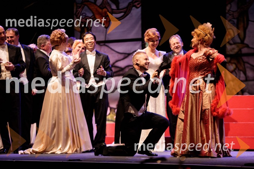 Netopir, opereta v izvedbi SNG Maribor, 68. Ljubljana festival