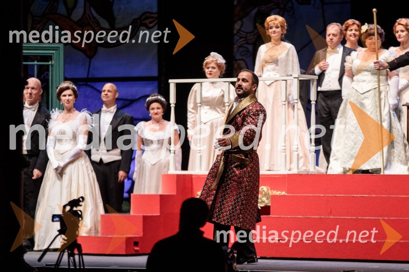  Tim Ribič, operni pevec, lastnik restavracije Miyabi, 1. tenor, Slovenski oktetNetopir, opereta v izvedbi SNG Maribor, 68. Ljubljana festival