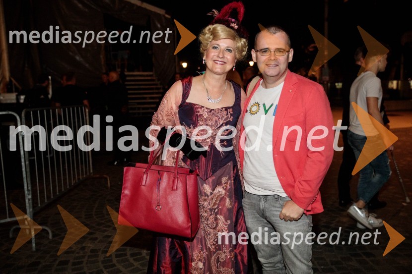  Andreja Zakonjšek Krt, sopranistka;  Alan Kavčič, predstavnik za odnose z javnostmi SNG MariborNetopir, opereta v izvedbi SNG Maribor, 68. Ljubljana festival
