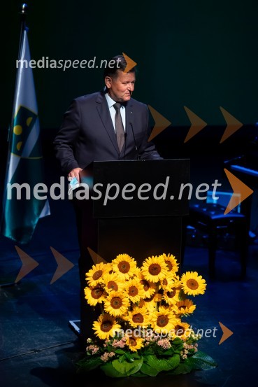 dr. Aleksander Jevšek, župan Mestne občine Murska SobotaMilan Kučan, častni občan MO Murska Sobota