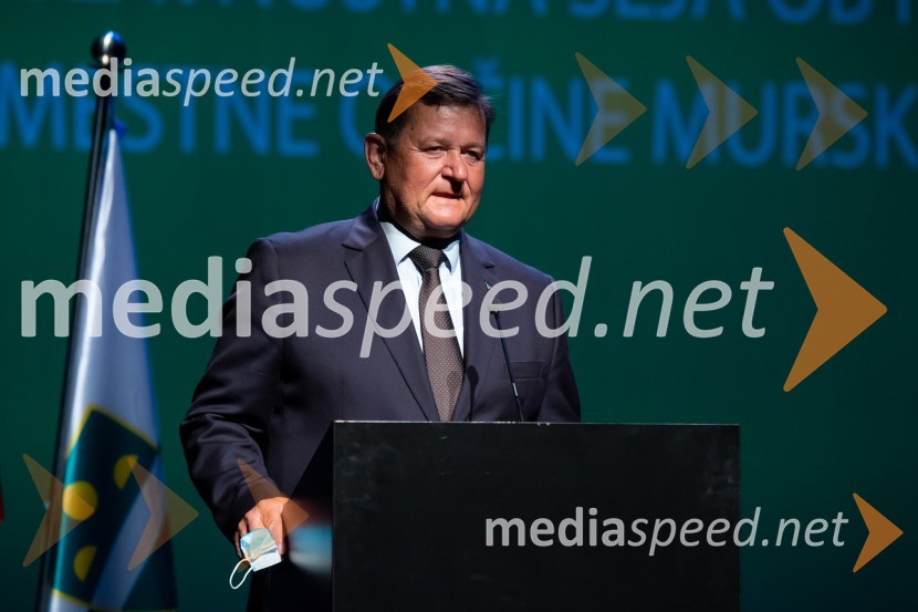 dr. Aleksander Jevšek, župan Mestne občine Murska SobotaMilan Kučan, častni občan MO Murska Sobota