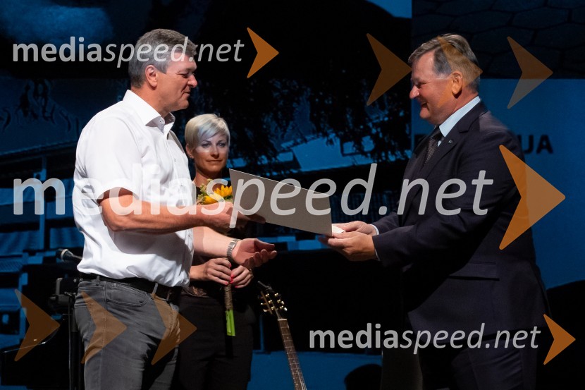  Roman  Činč; dr. Aleksander Jevšek, župan Mestne občine Murska SobotaMilan Kučan, častni občan MO Murska Sobota